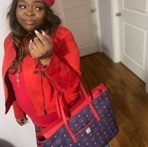 Mcm Anya Shopper in Visetos